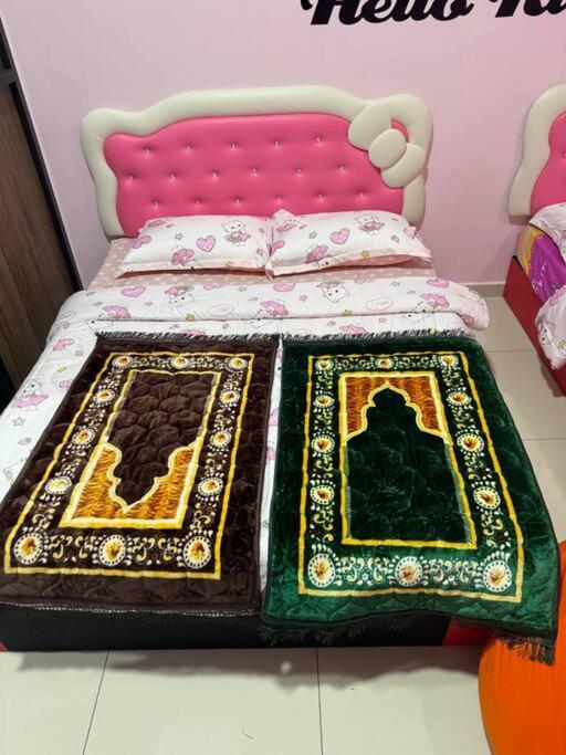 Hello Kitty Homestay - Cameron Highlands - Spacious Studio - Perfect For Families - Sleeps 4 And Baby Tanah Rata Exteriér fotografie