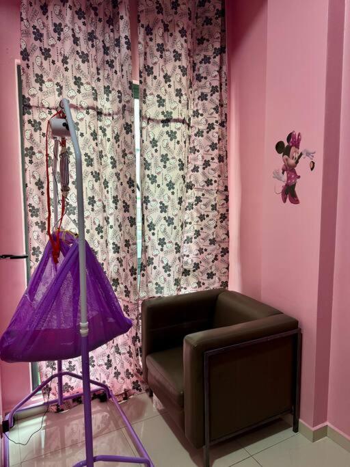 Hello Kitty Homestay - Cameron Highlands - Spacious Studio - Perfect For Families - Sleeps 4 And Baby Tanah Rata Exteriér fotografie